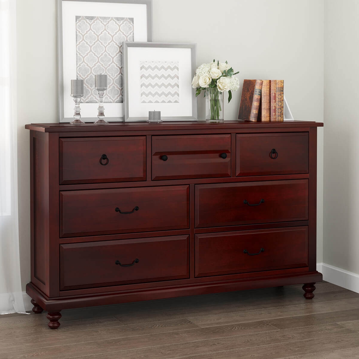 Iowa Traditional Style Mahogany Wood 7 Drawer Dresser