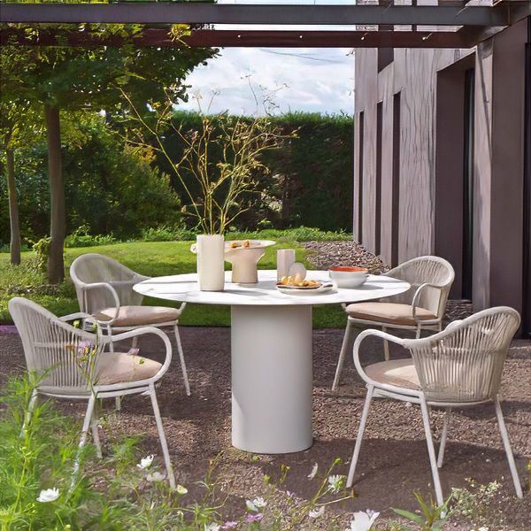 Queen Goa Dining Collection