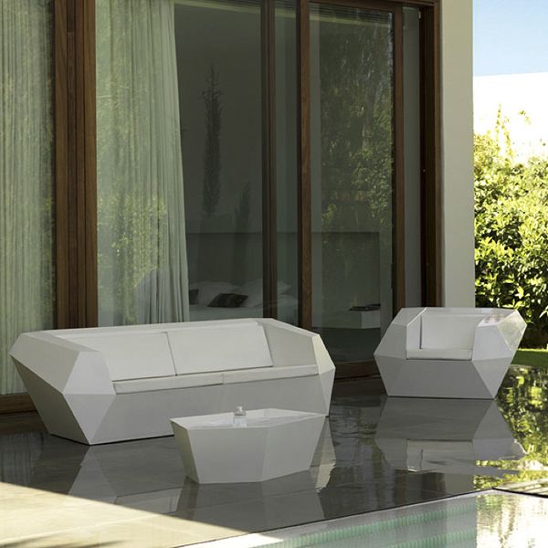 Faz Outdoor Sofa and Lounge Chair