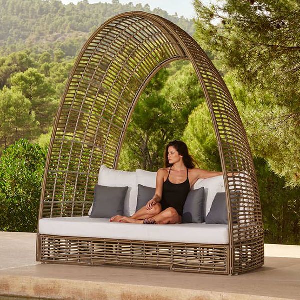Ruby Daybed